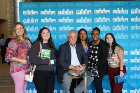 Leadership Summit: LWM00117