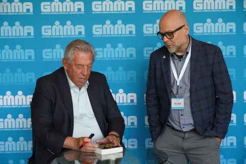 Leadership Summit: summit